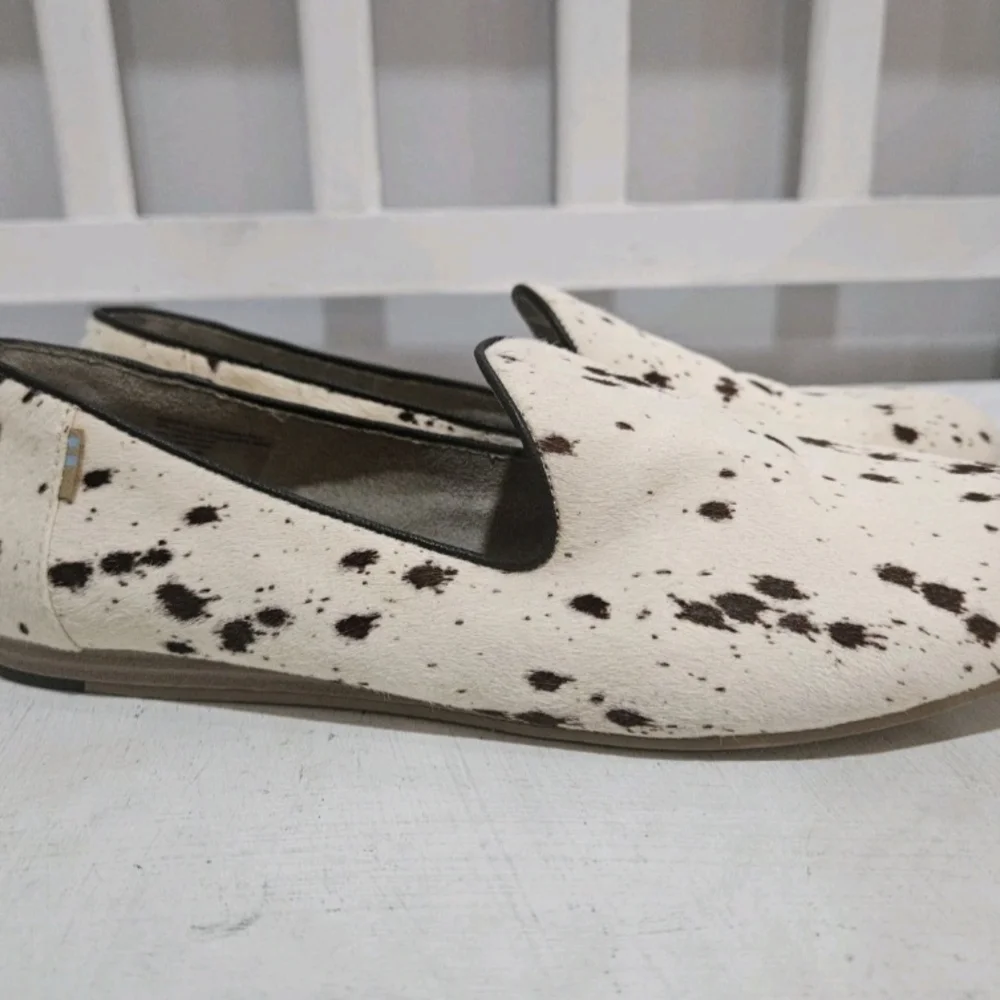 Toms Womens Darcy Canvas Birch Spotted Cow Slip On Loafers 10015791 Size 8.5